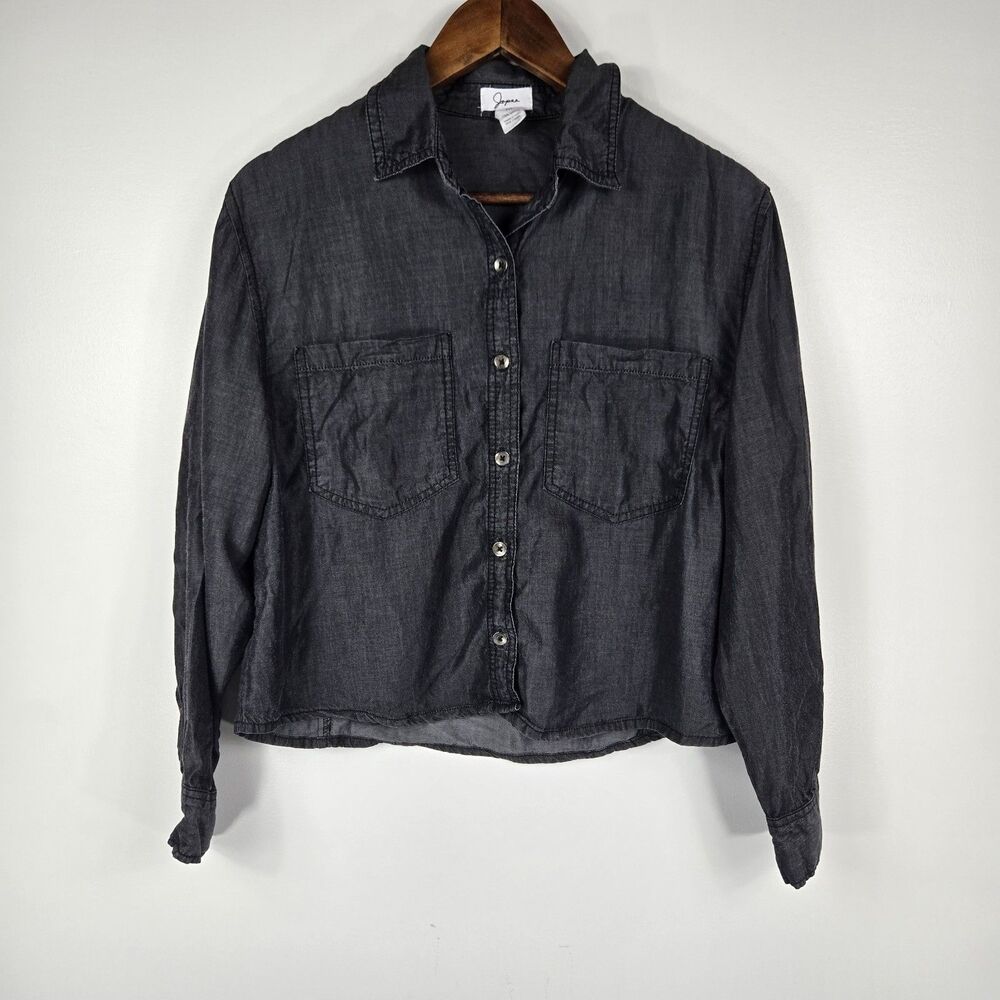 Japna Women's Size Medium Charcoal Gray Button Up Crop Shirt